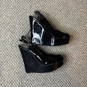 NWT 2000s vintage y2k Steve Madden black shiny chunky wedge ankle boot heels